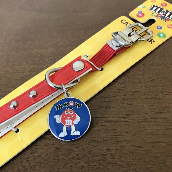 M&Ms World Red Cat Collar Silver Studs with M&Ms Meow Tag - Picture 1 of 7
